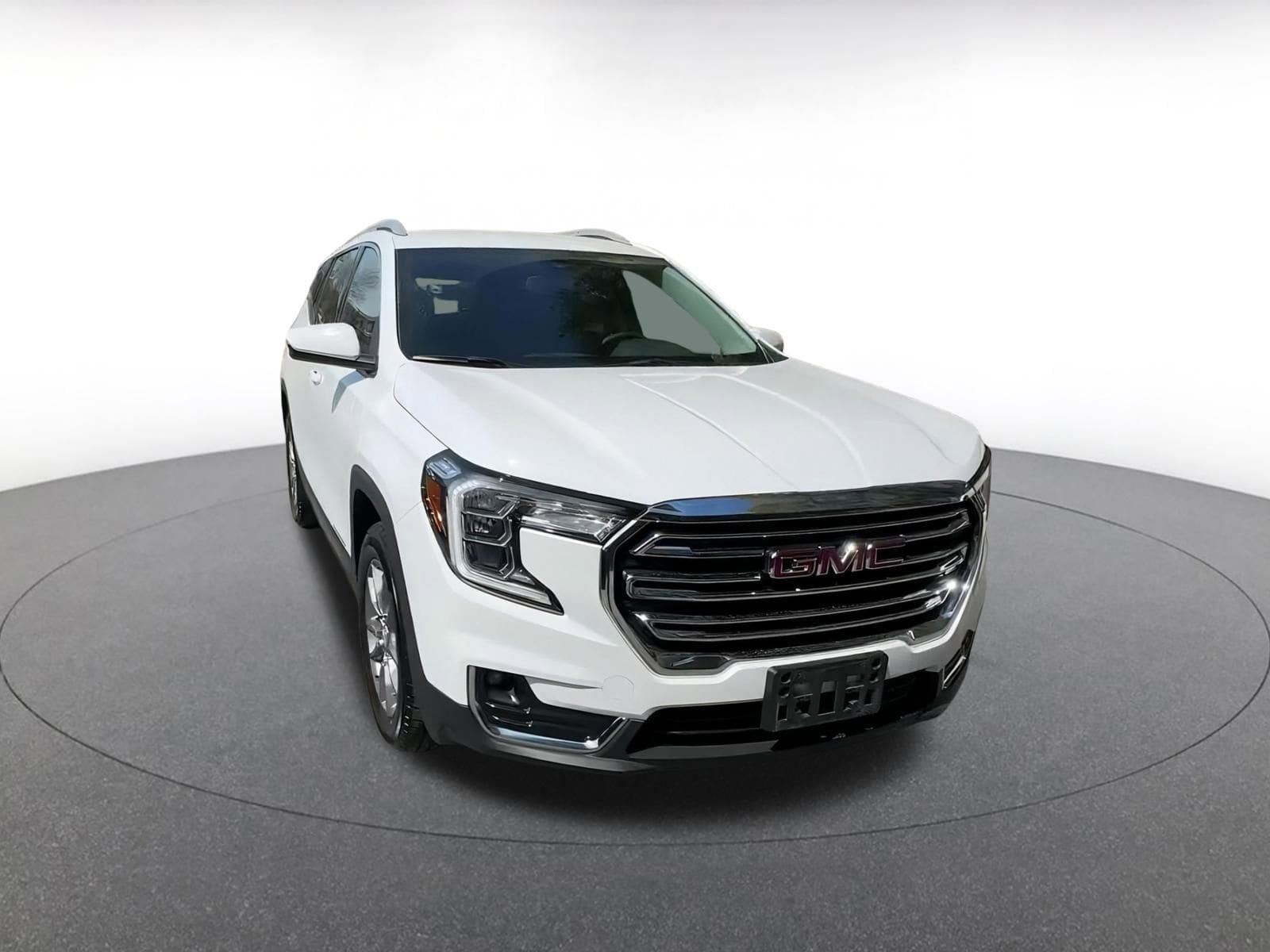 Thumbnail: 2024 GMC Terrain - 3