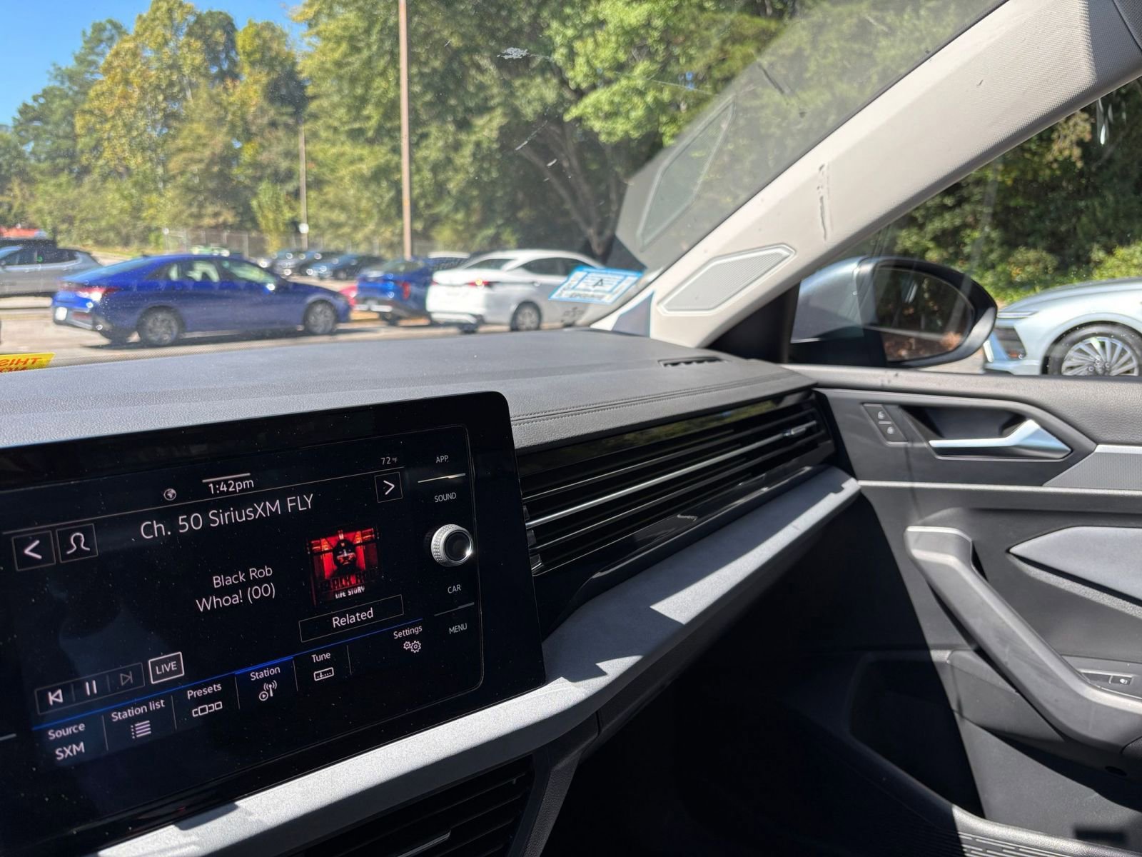 Thumbnail: 2025 Volkswagen Jetta - 35