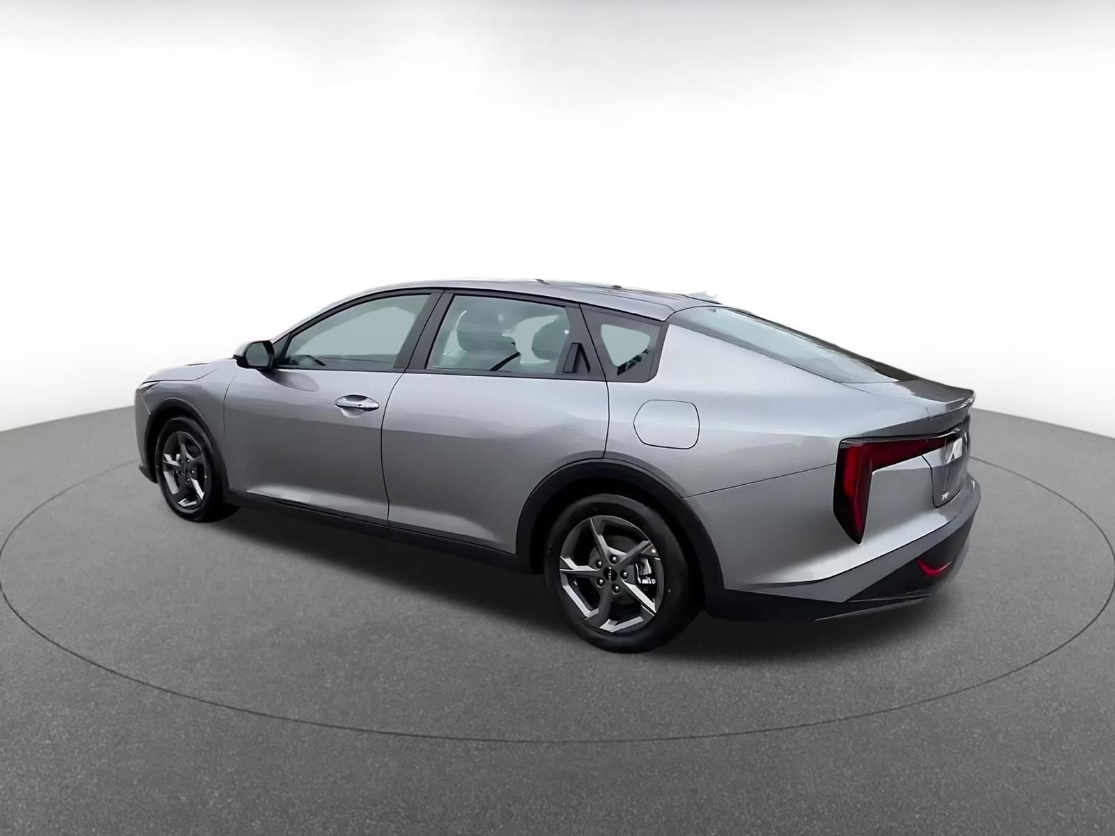 Thumbnail: 2025 Kia K4 - 10