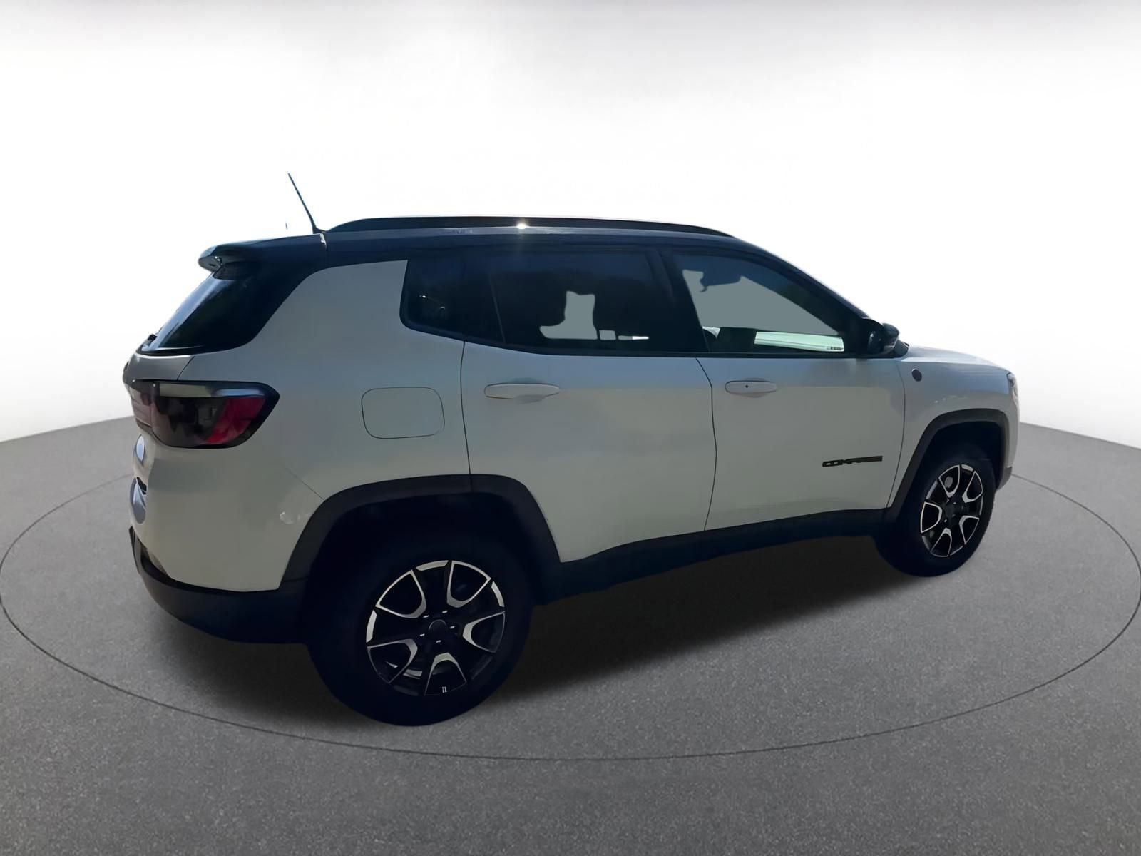 Thumbnail: 2025 Jeep Compass - 15