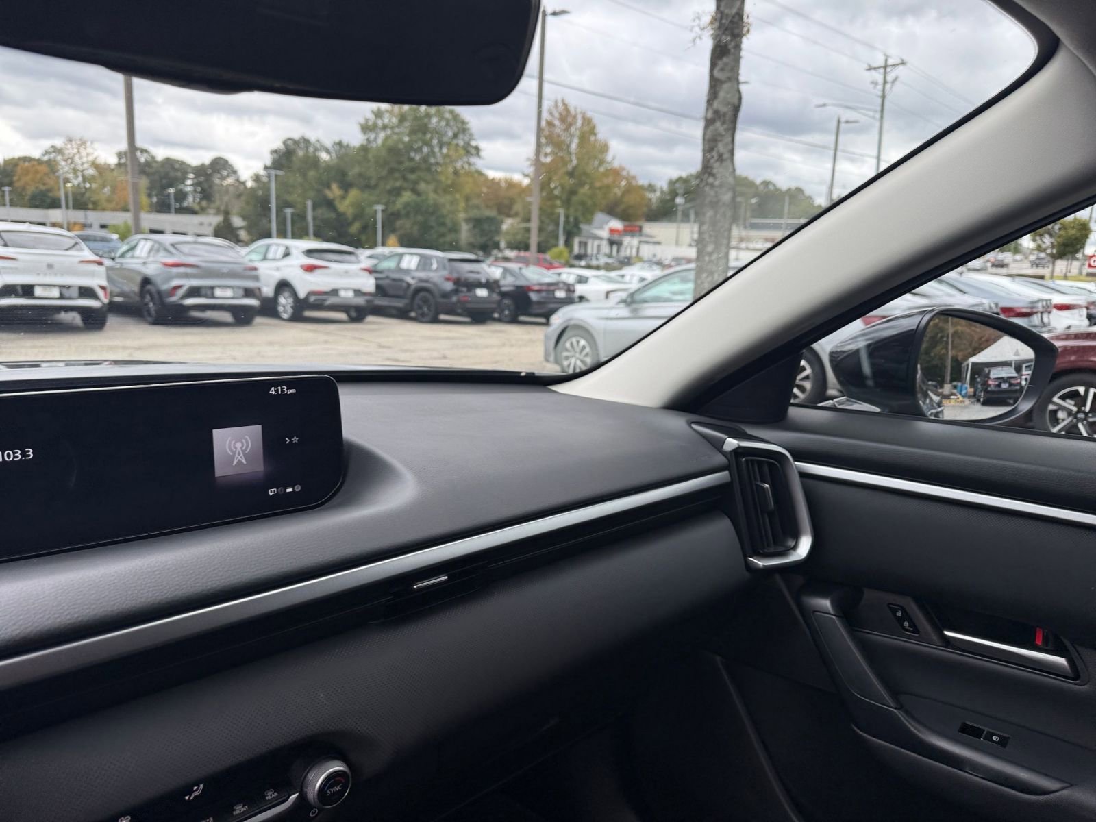 Thumbnail: 2025 Mazda CX-50 - 35