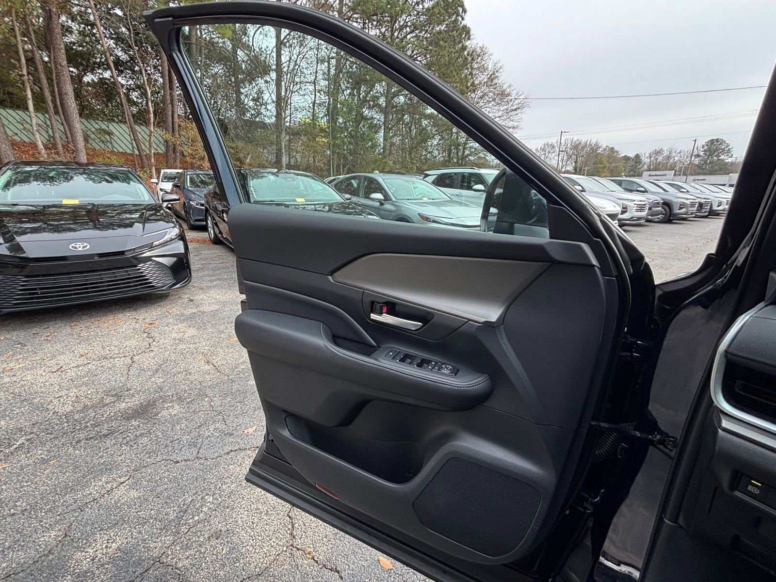 Thumbnail: 2025 Toyota Grand Highlander - 20