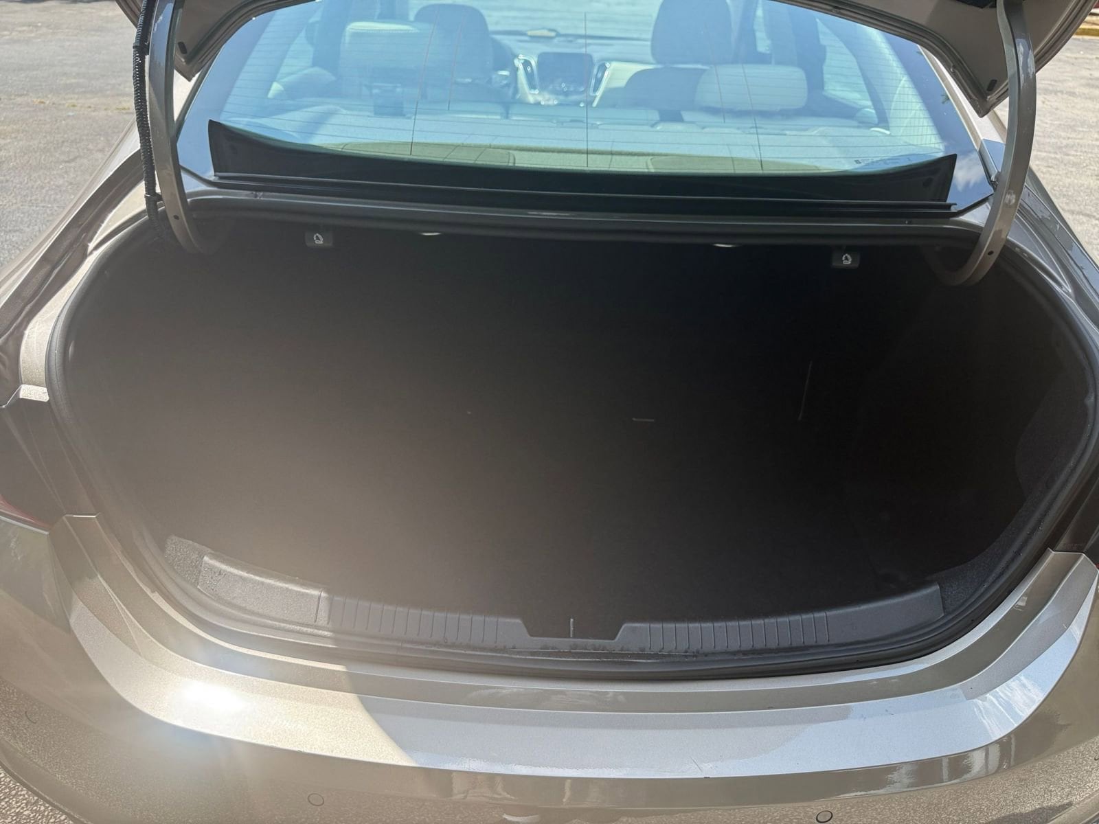 Thumbnail: 2024 Chevrolet Malibu - 31