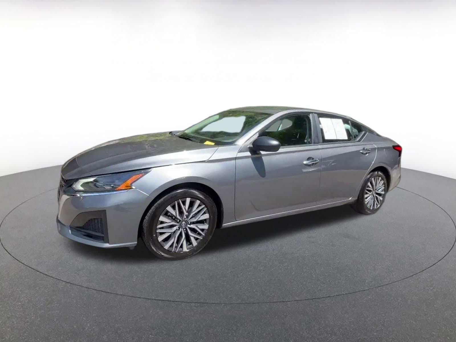 Thumbnail: 2025 Nissan Altima - 8