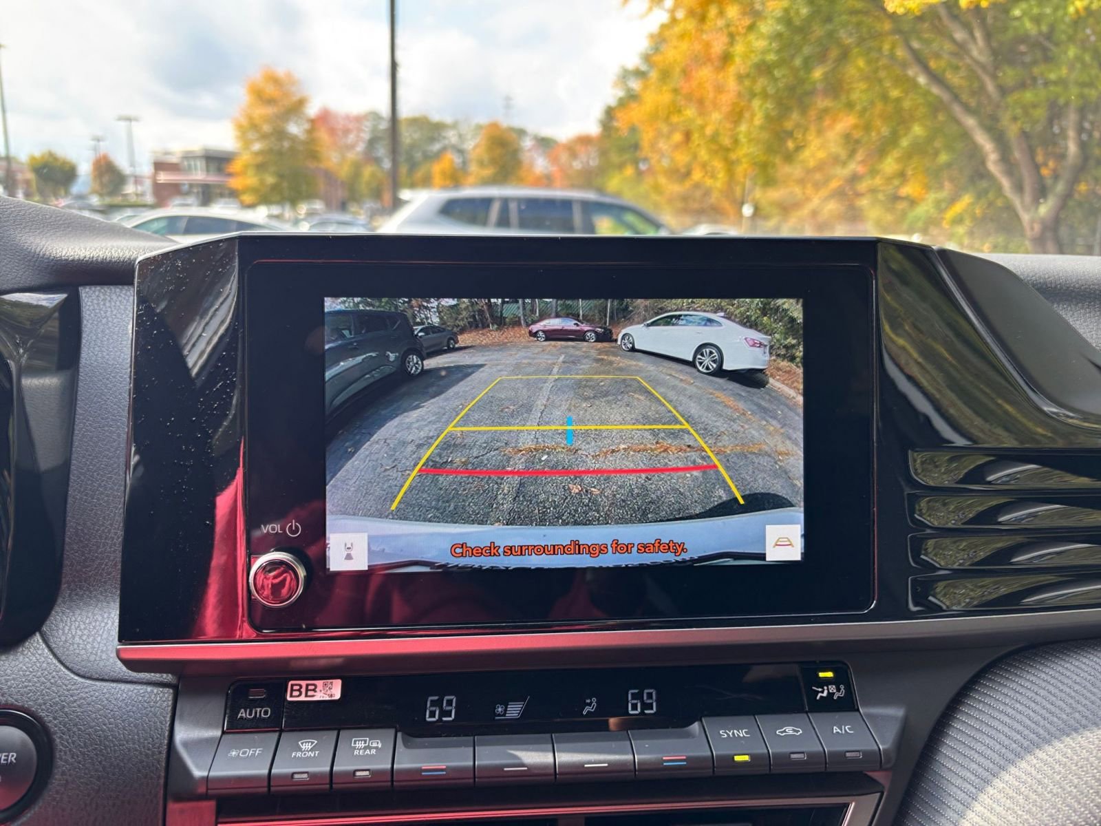 Thumbnail: 2025 Toyota Camry - 17