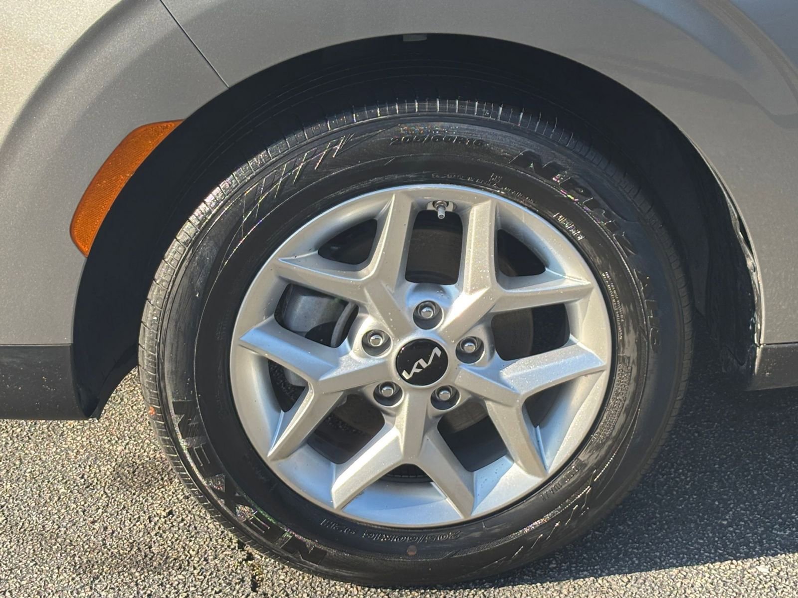 Thumbnail: 2025 Kia Soul - 30