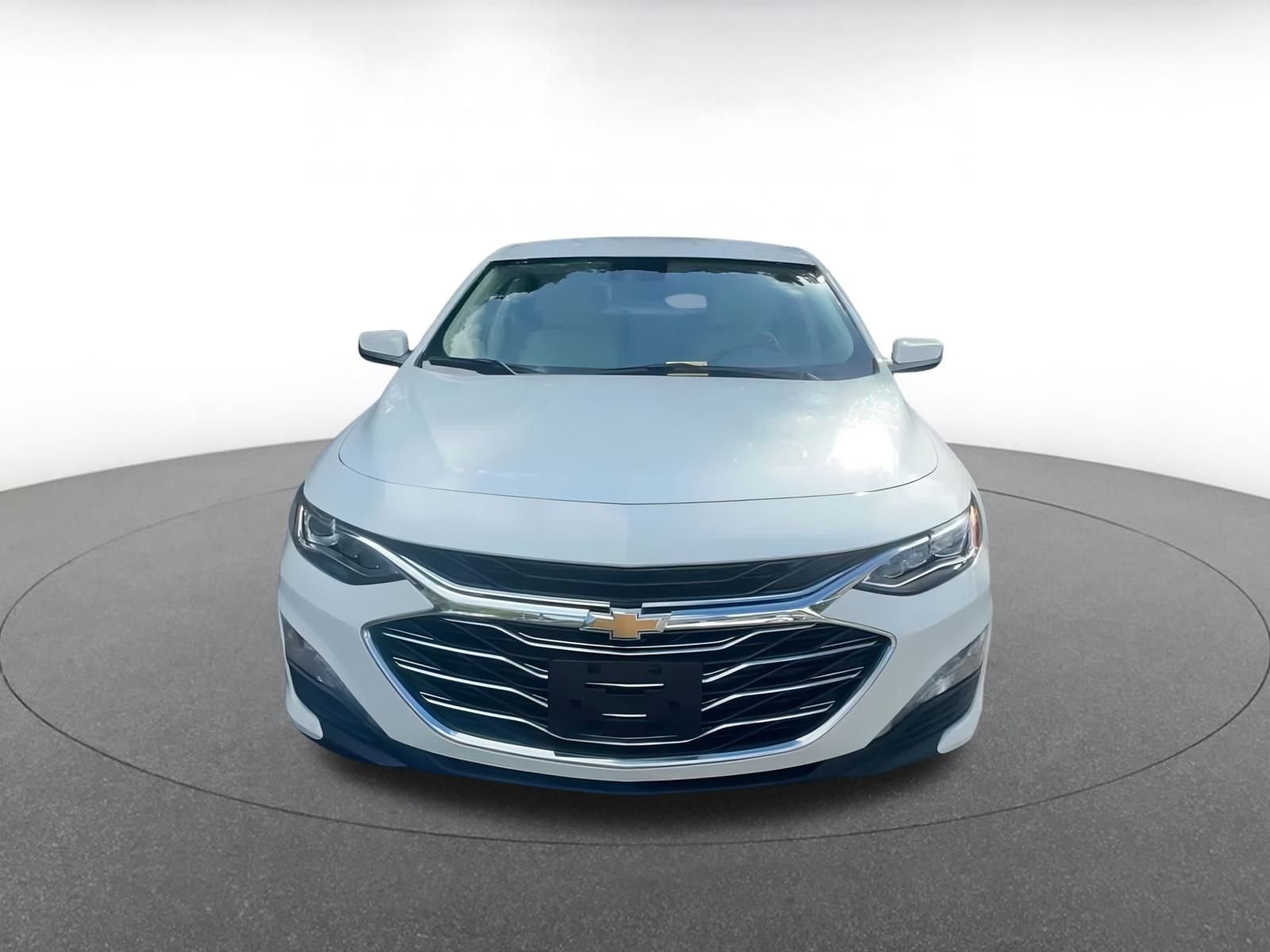 Thumbnail: 2024 Chevrolet Malibu - 5