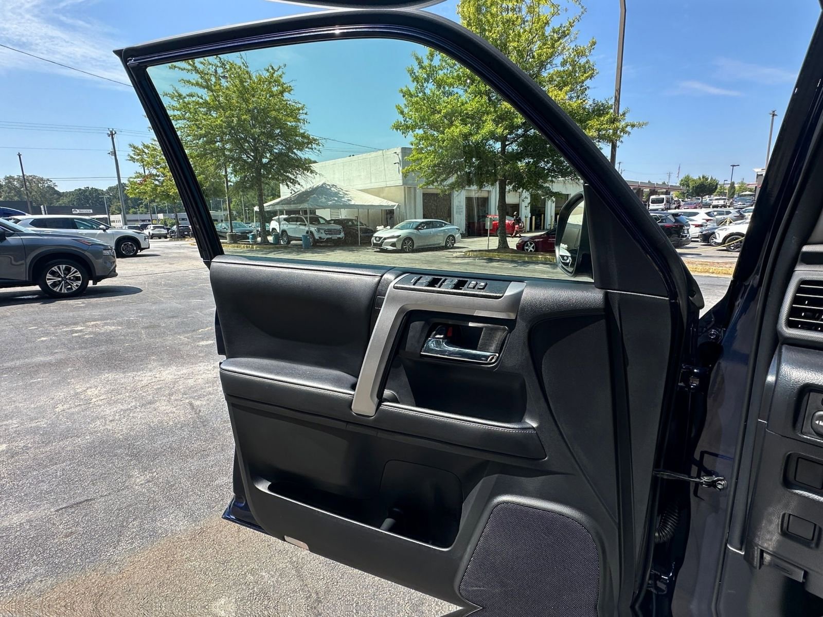 Thumbnail: 2024 Toyota 4Runner - 20