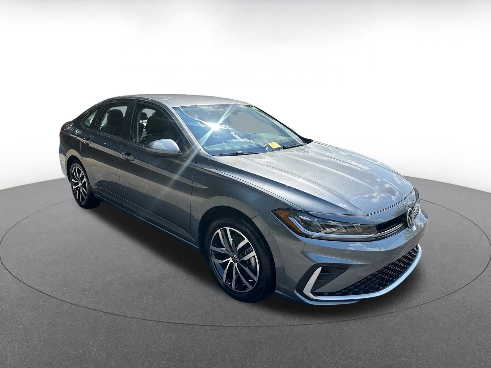 Thumbnail: 2025 Volkswagen Jetta - 1