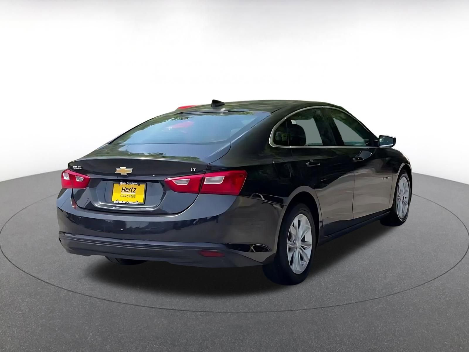 Thumbnail: 2023 Chevrolet Malibu - 14
