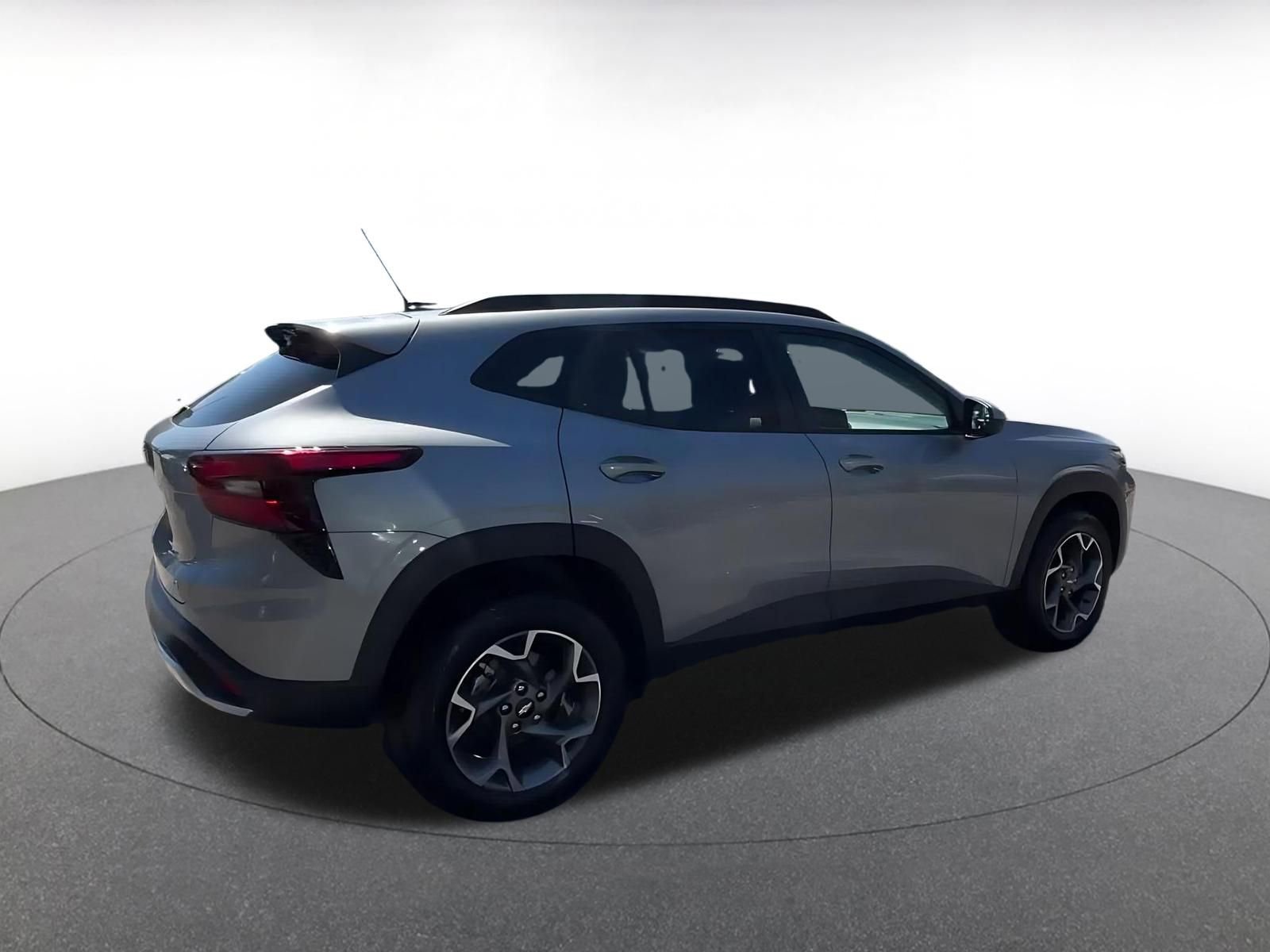 Thumbnail: 2025 Chevrolet Trax - 15