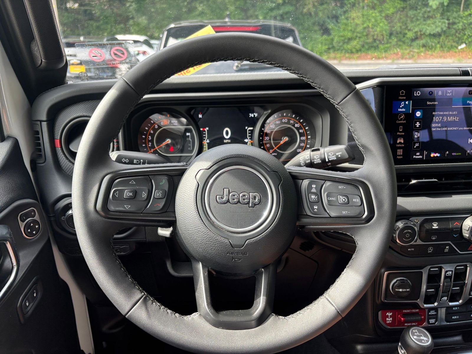 Thumbnail: 2025 Jeep Wrangler - 34