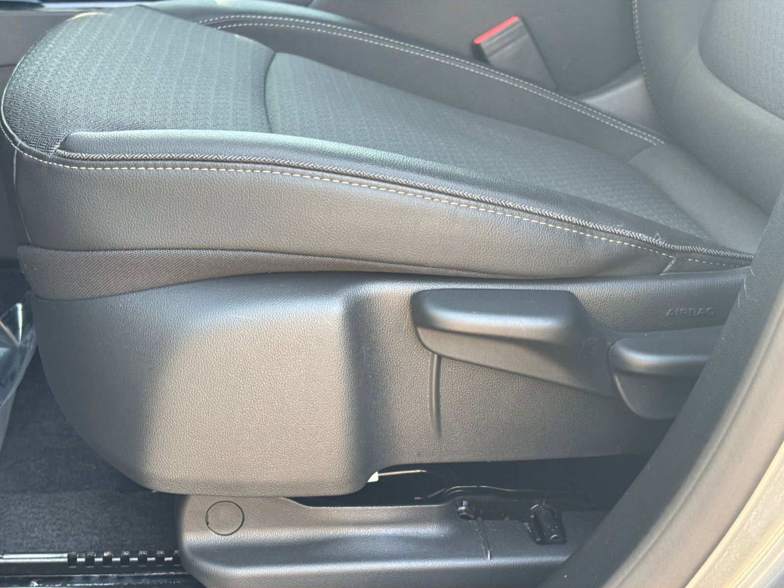 Thumbnail: 2025 Buick Encore GX - 28