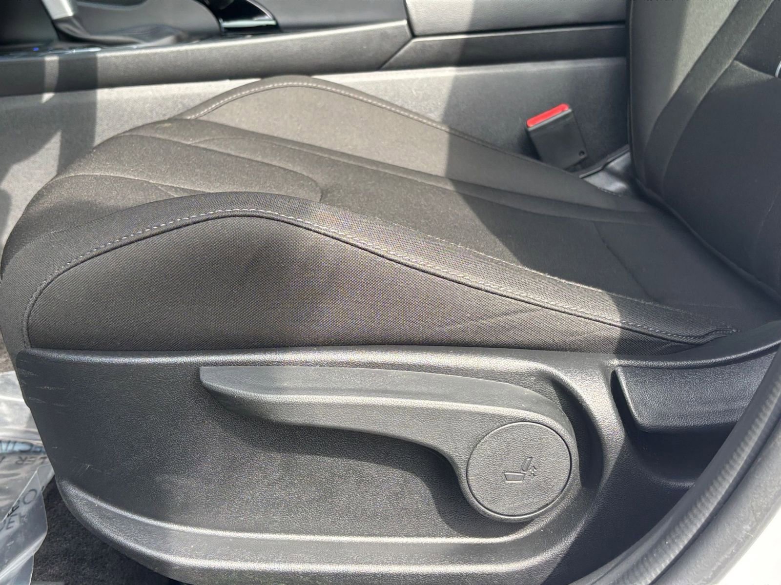 Thumbnail: 2025 Hyundai Elantra - 22