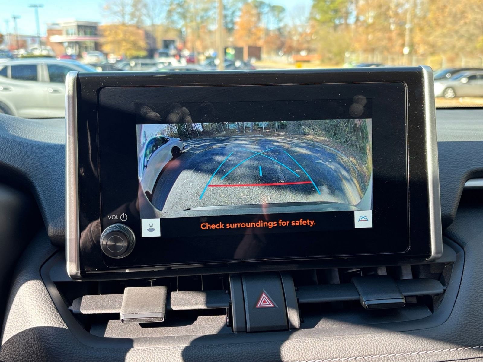 Thumbnail: 2025 Toyota RAV4 - 17