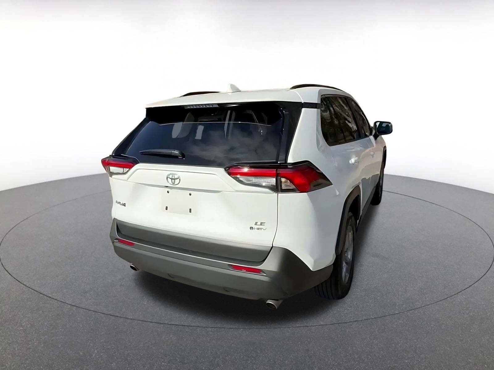 Thumbnail: 2025 Toyota RAV4 - 14