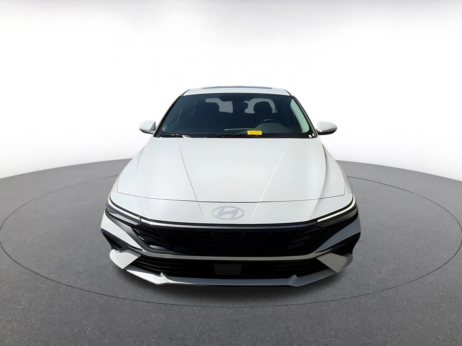 Thumbnail: 2025 Hyundai Elantra - 4