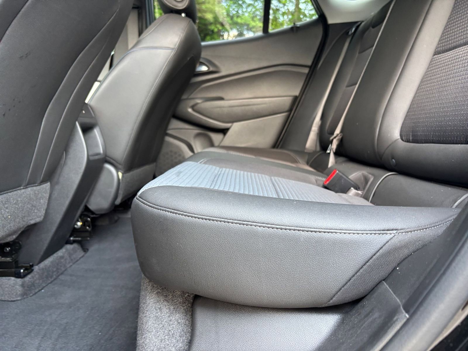 Thumbnail: 2025 Chevrolet Trax - 27