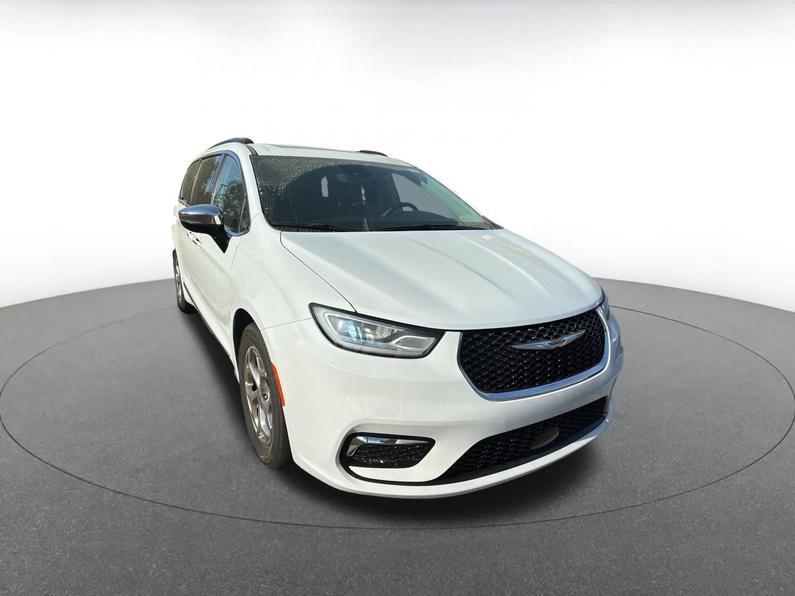 Thumbnail: 2023 Chrysler Pacifica - 1