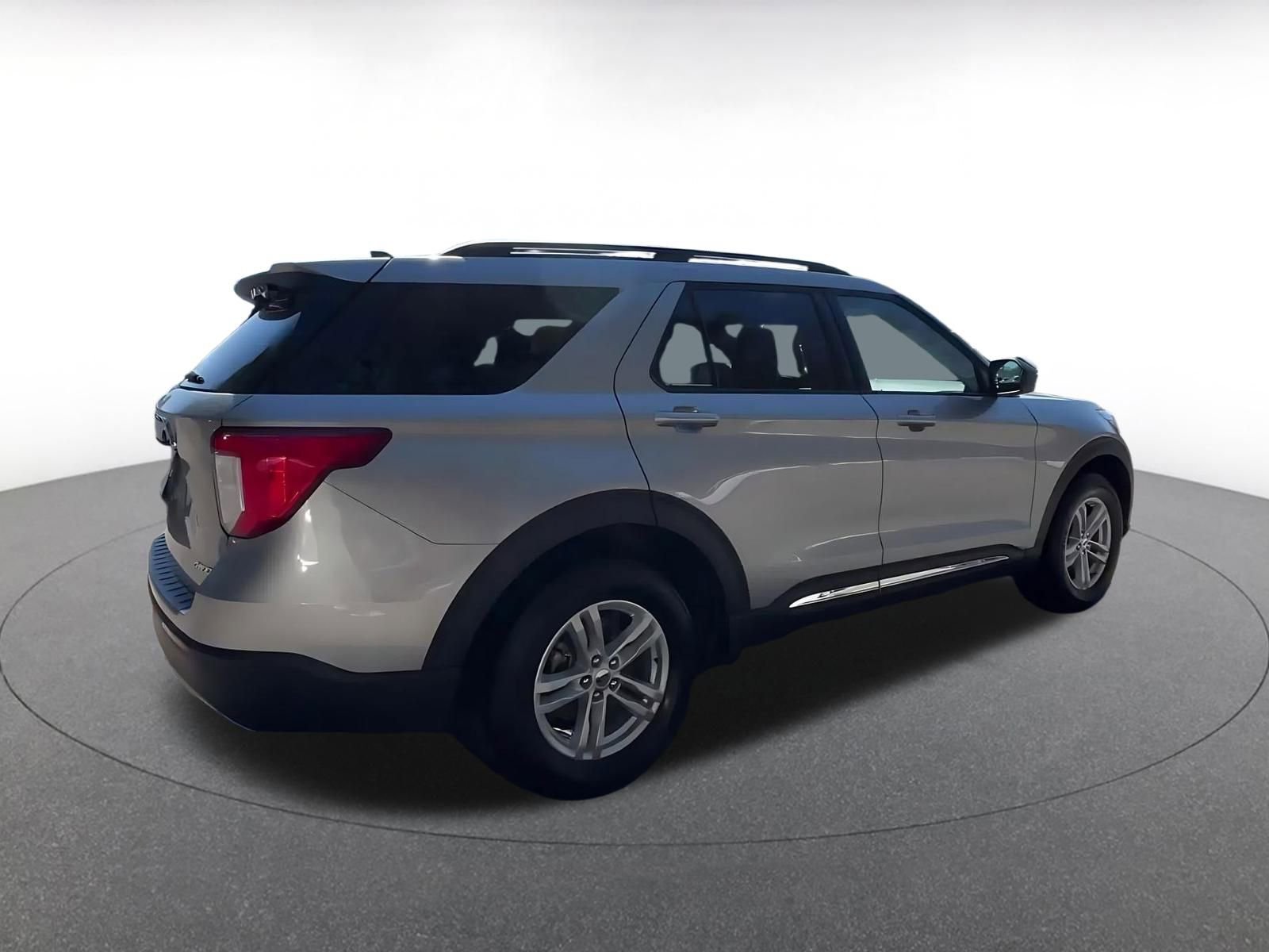 Thumbnail: 2024 Ford Explorer - 15