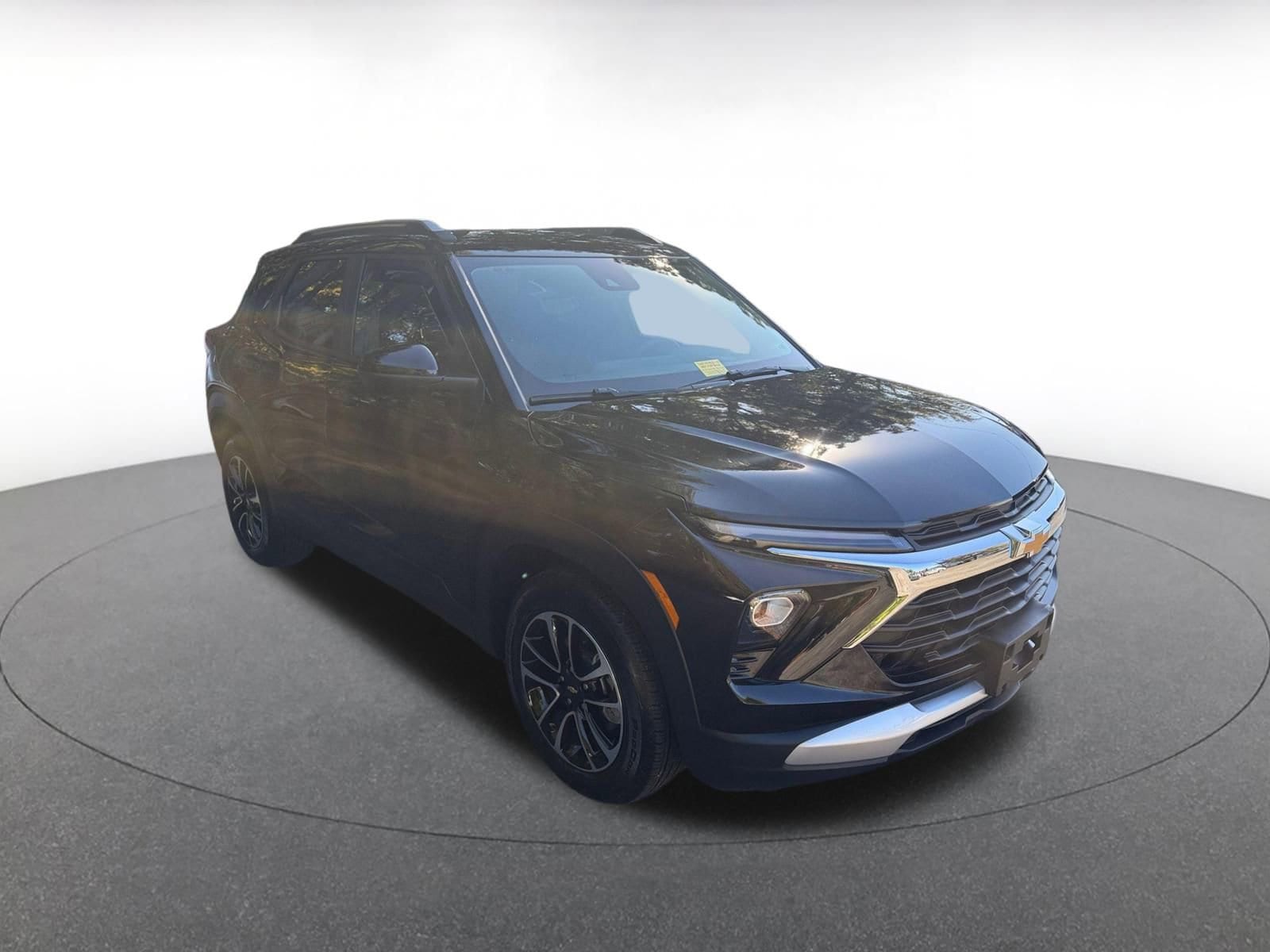 Thumbnail: 2025 Chevrolet TrailBlazer - 1