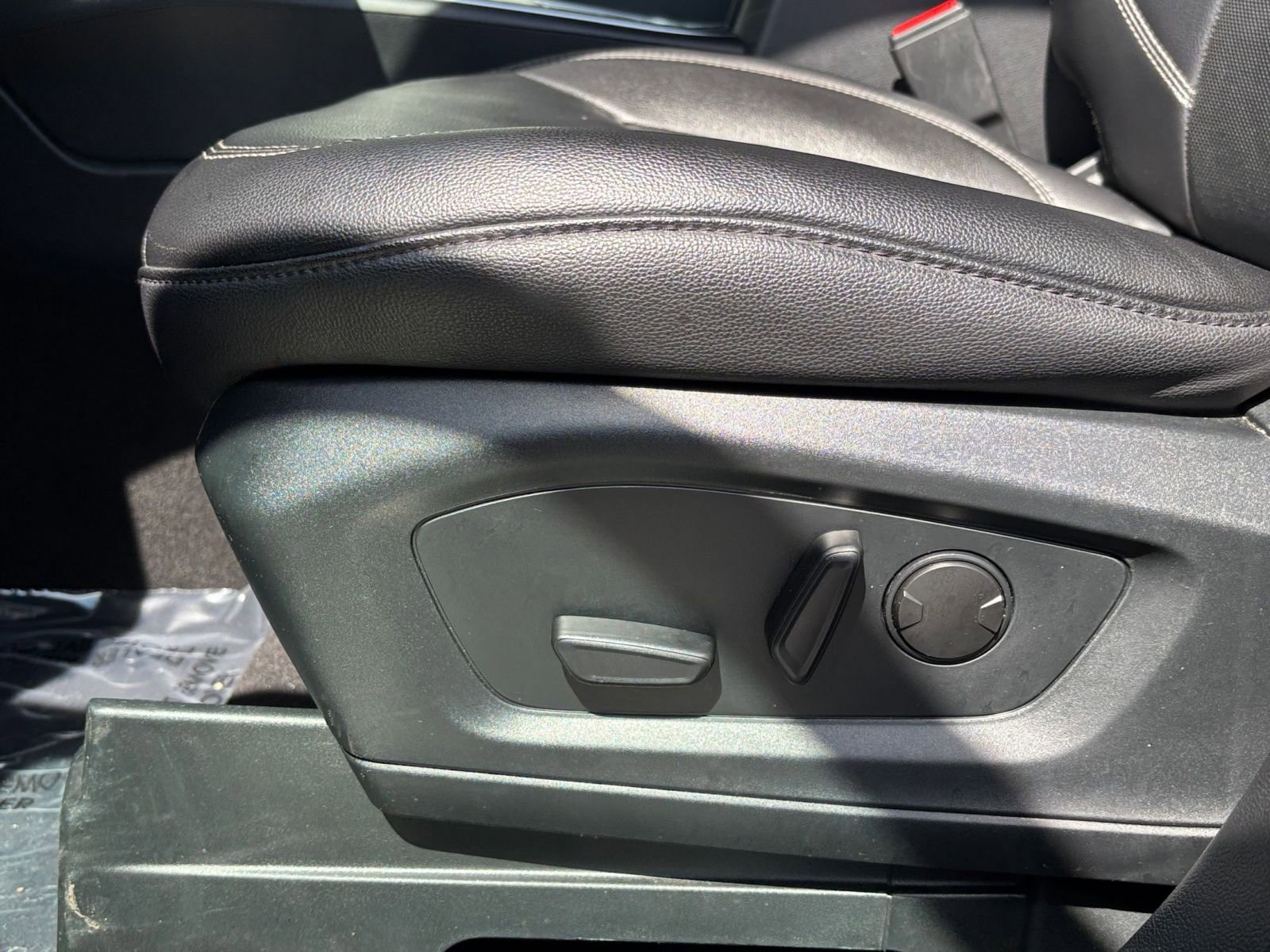 Thumbnail: 2024 Ford Explorer - 22