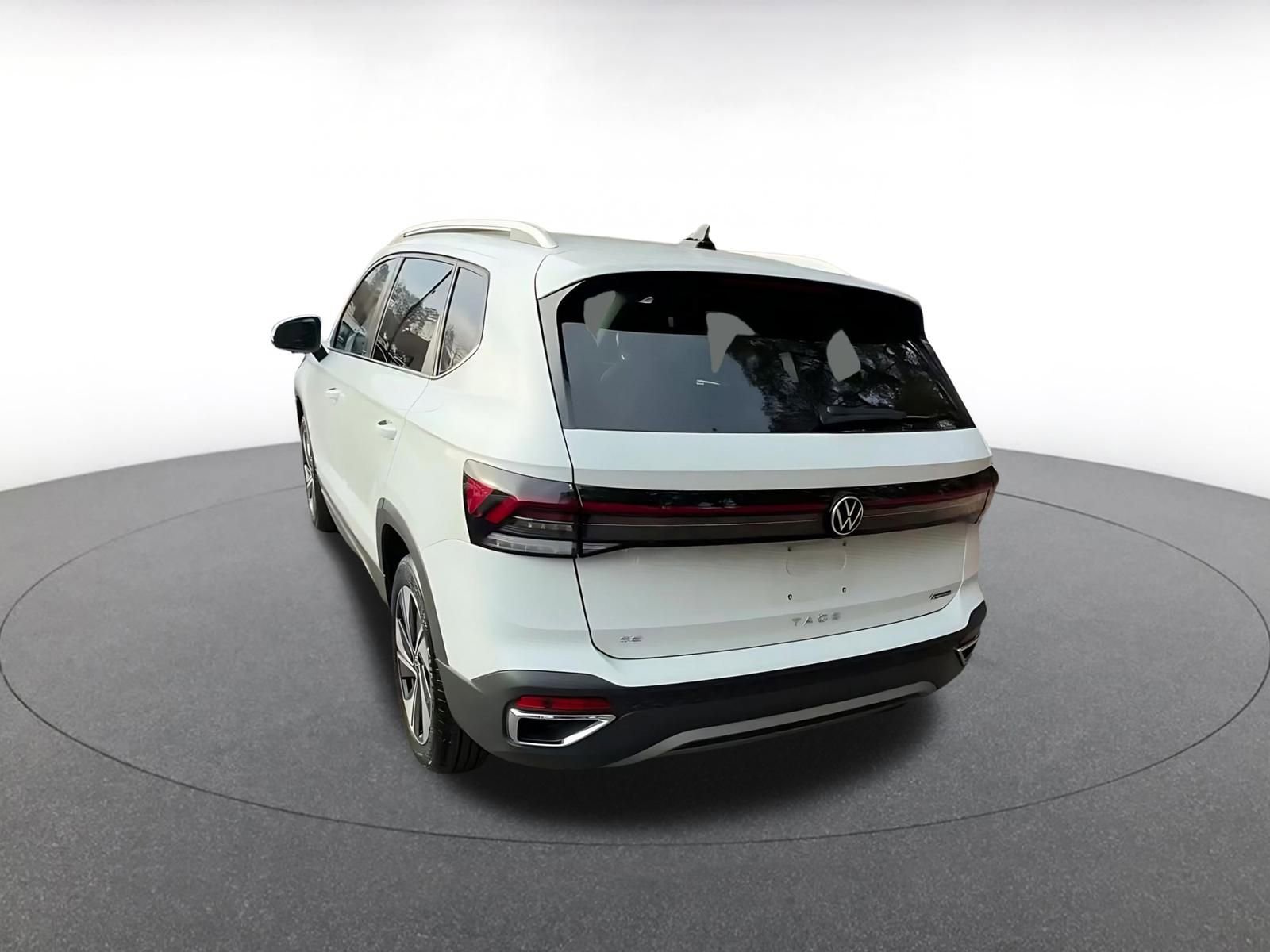 Thumbnail: 2025 Volkswagen Taos - 11