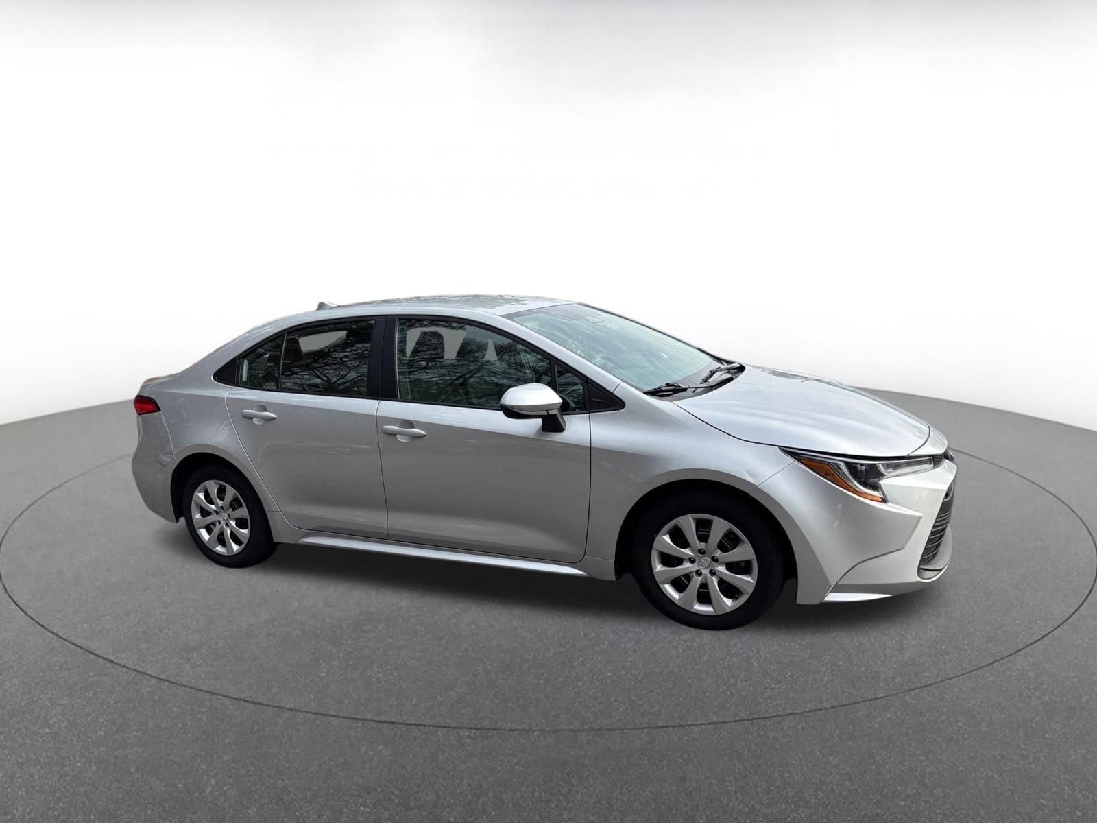 Thumbnail: 2025 Toyota Corolla - 1