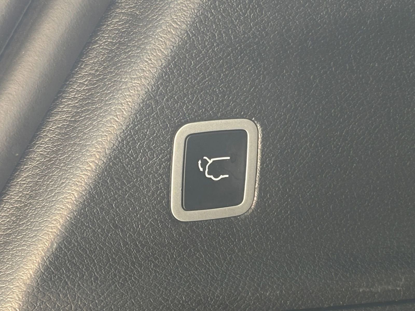 Thumbnail: 2025 Chrysler Pacifica - 29