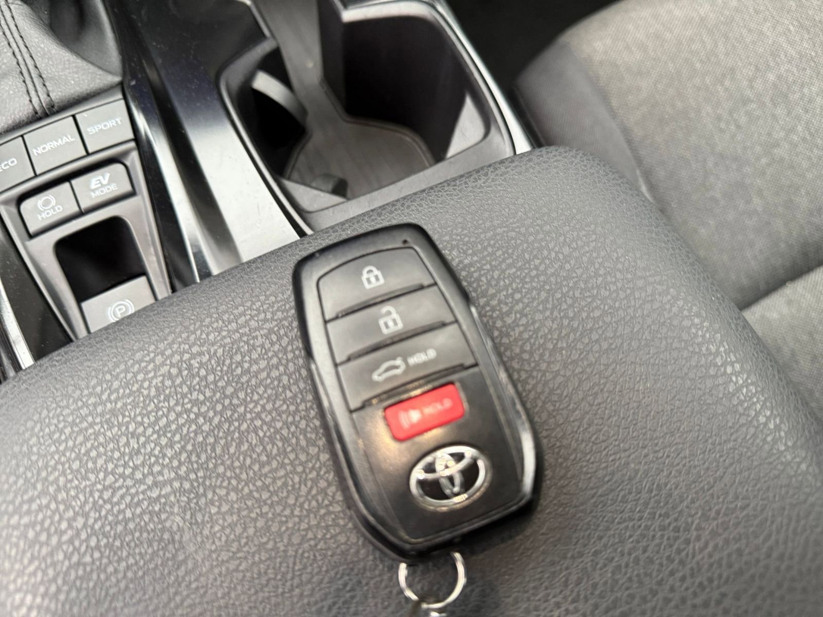 Thumbnail: 2025 Toyota Camry - 22