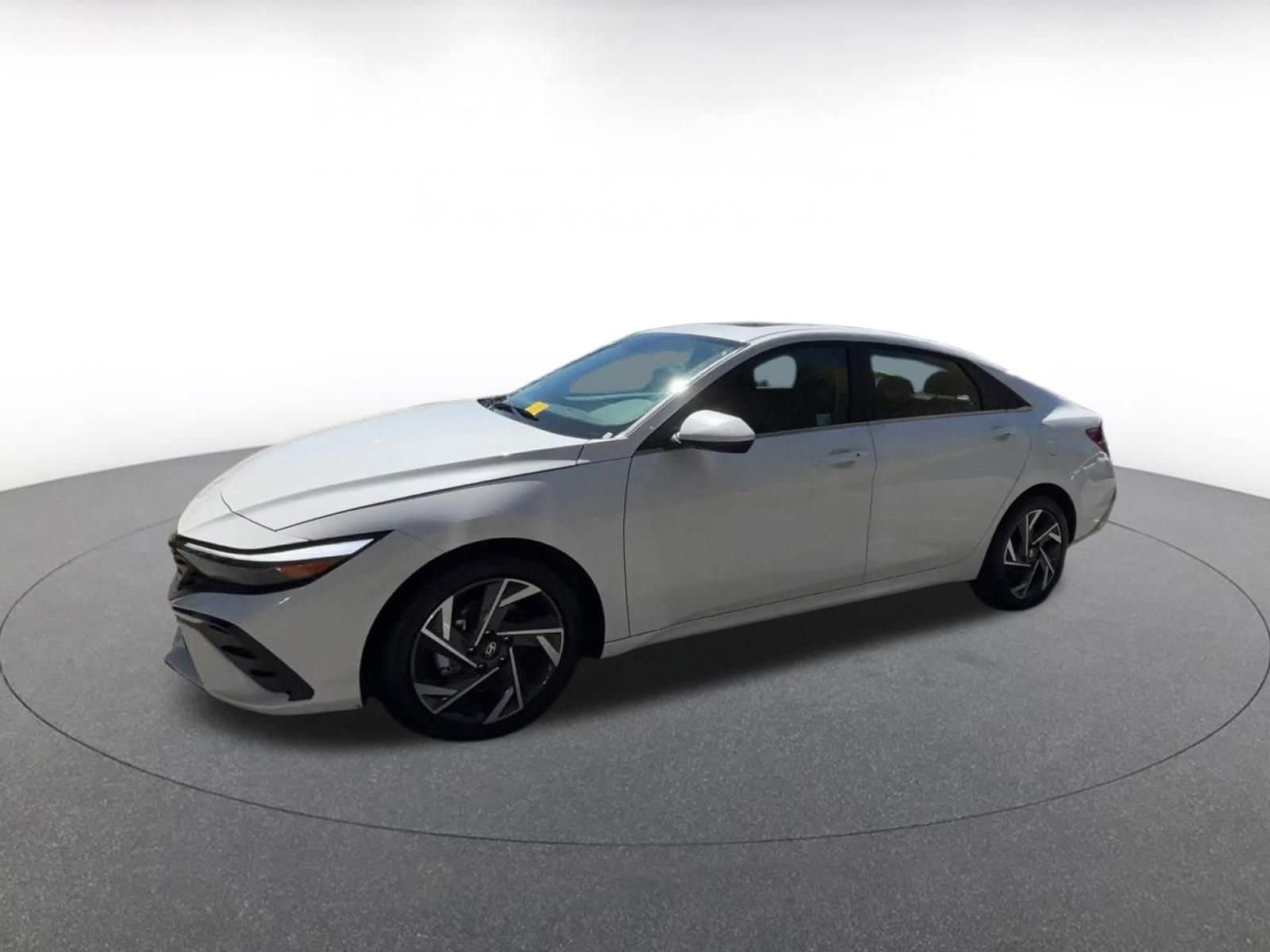 Thumbnail: 2025 Hyundai Elantra - 8