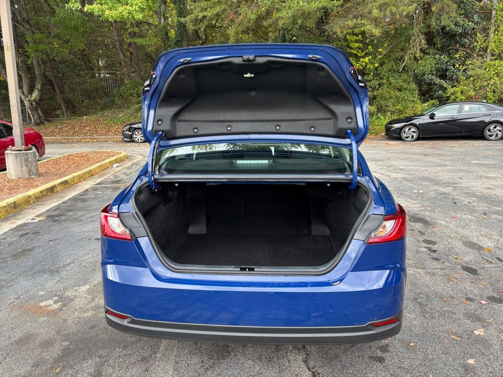 Thumbnail: 2025 Toyota Camry - 31