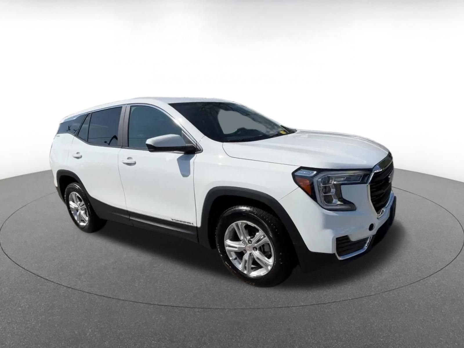 Thumbnail: 2024 GMC Terrain - 2