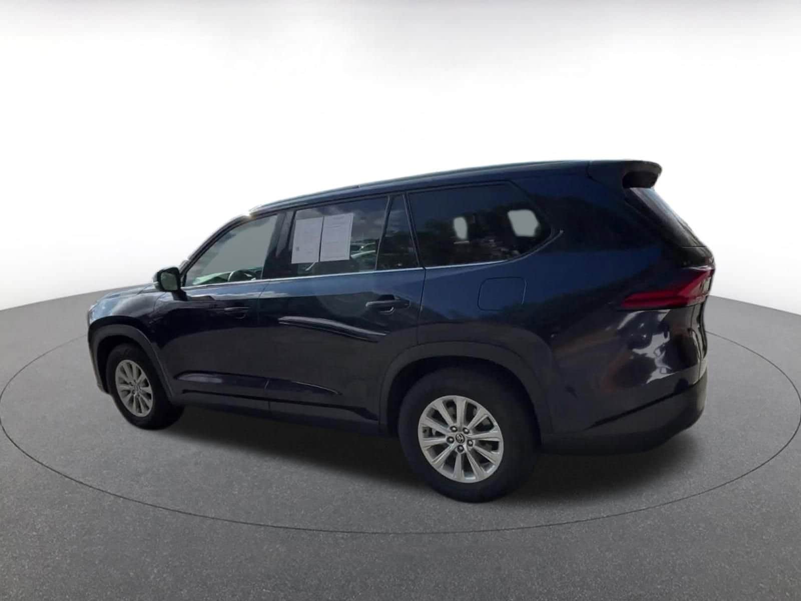 Thumbnail: 2025 Toyota Grand Highlander - 10