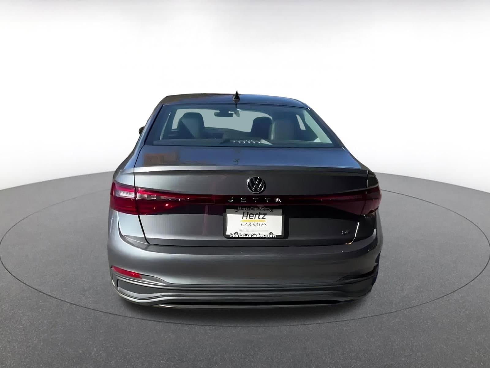 Thumbnail: 2025 Volkswagen Jetta - 12