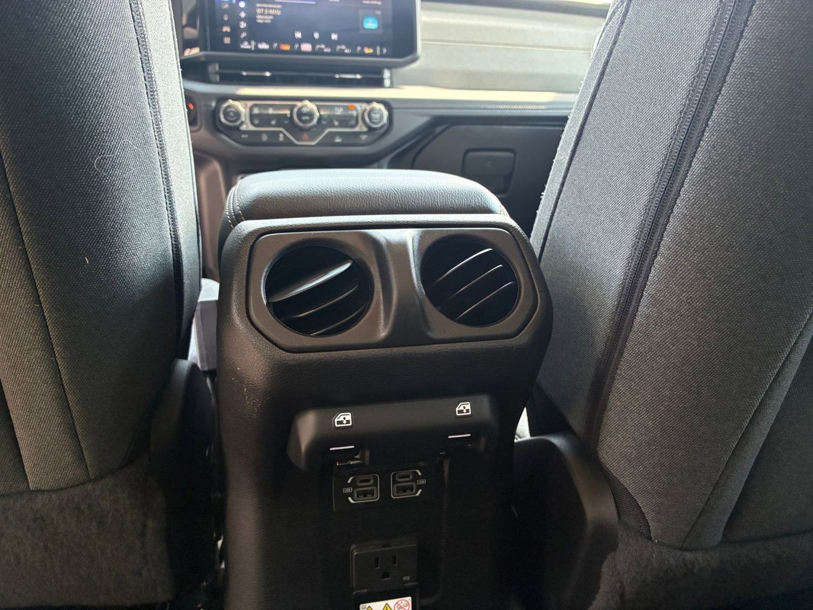 Thumbnail: 2025 Jeep Wrangler - 24