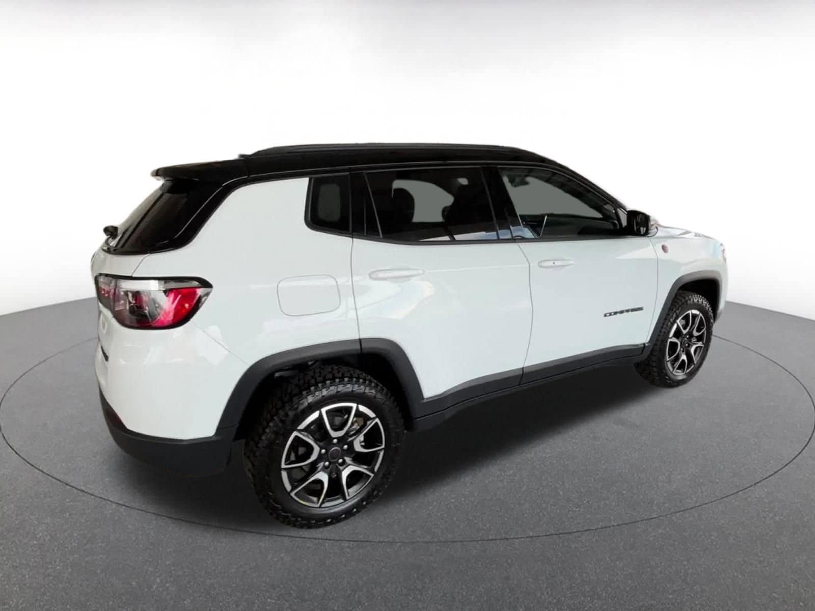 Thumbnail: 2025 Jeep Compass - 16