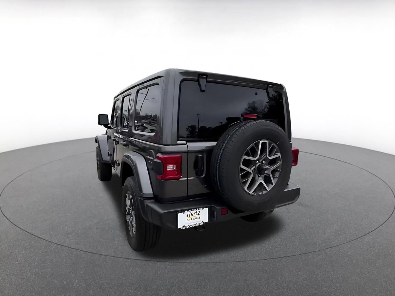 Thumbnail: 2025 Jeep Wrangler - 10