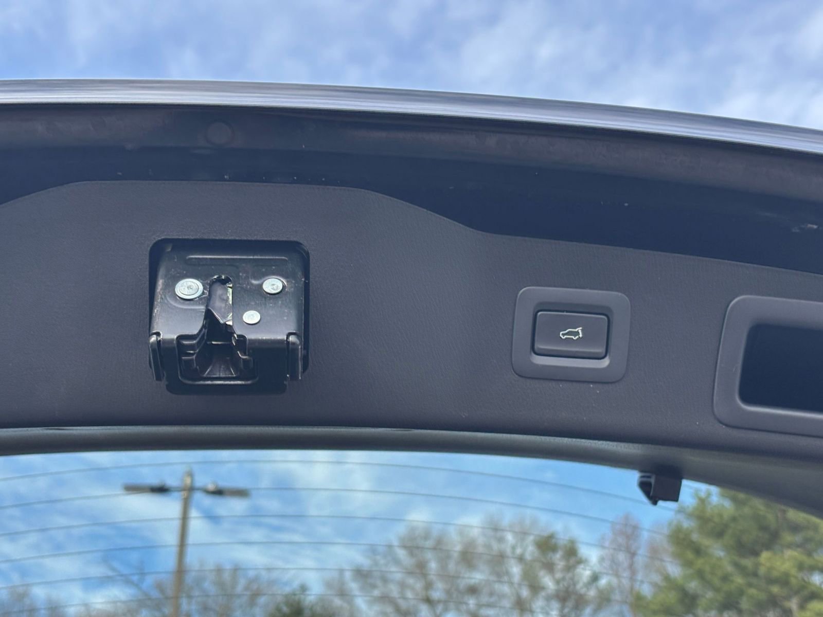 Thumbnail: 2025 Mazda CX-5 - 24