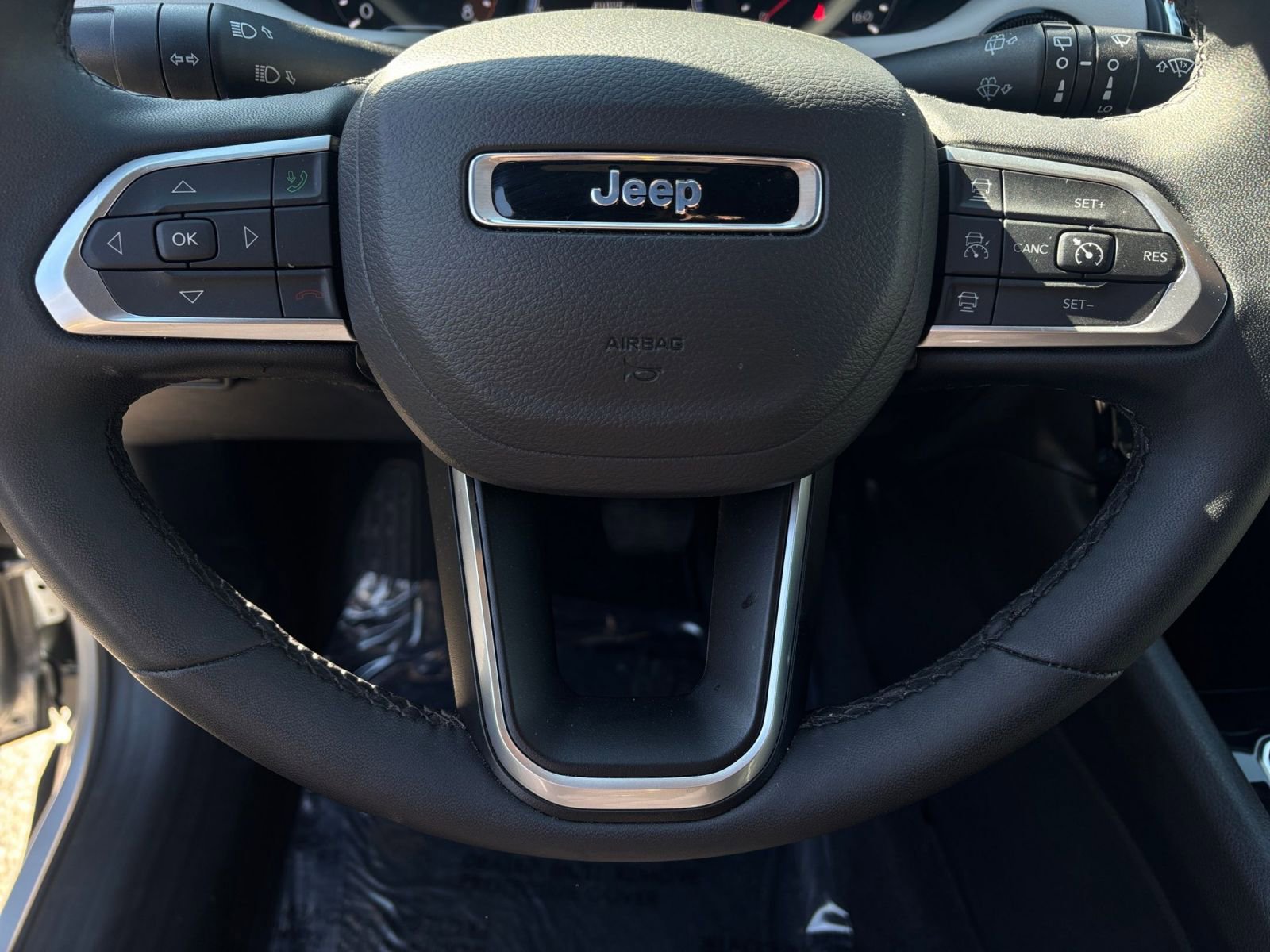Thumbnail: 2025 Jeep Compass - 34
