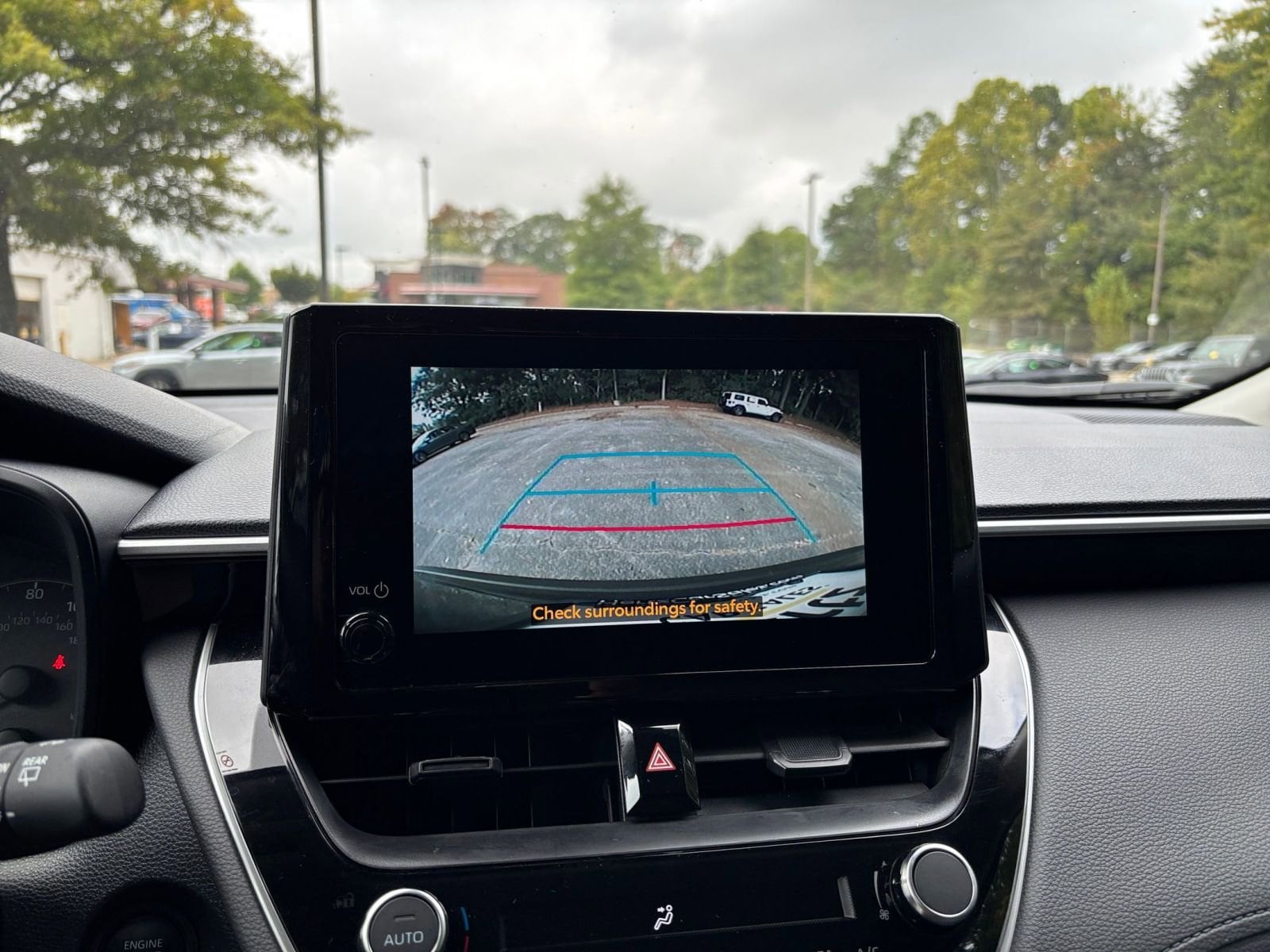 Thumbnail: 2025 Toyota Corolla Cross - 17