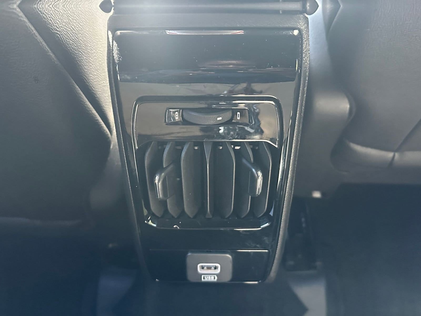 Thumbnail: 2025 Jeep Compass - 24