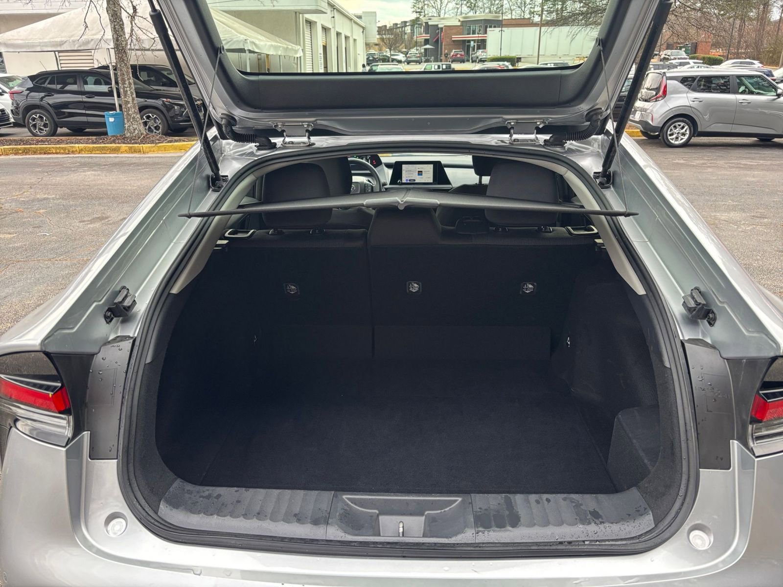 Thumbnail: 2025 Toyota Prius - 31