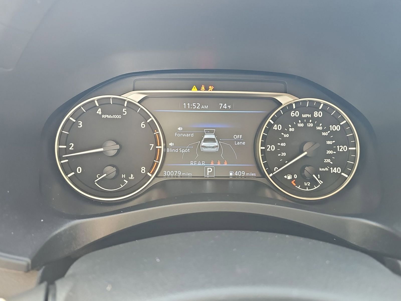 Thumbnail: 2025 Nissan Altima - 9