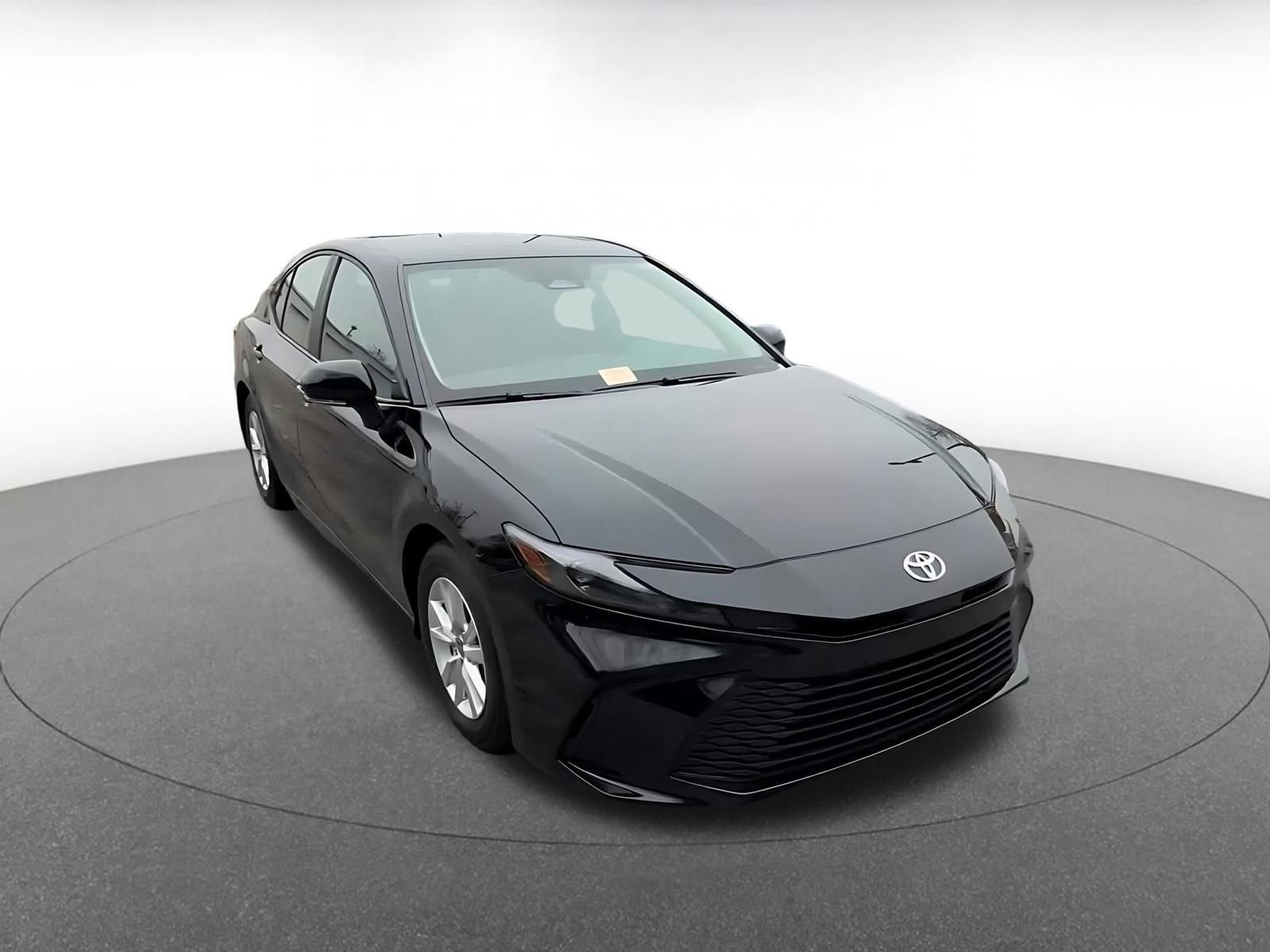 Thumbnail: 2025 Toyota Camry - 3