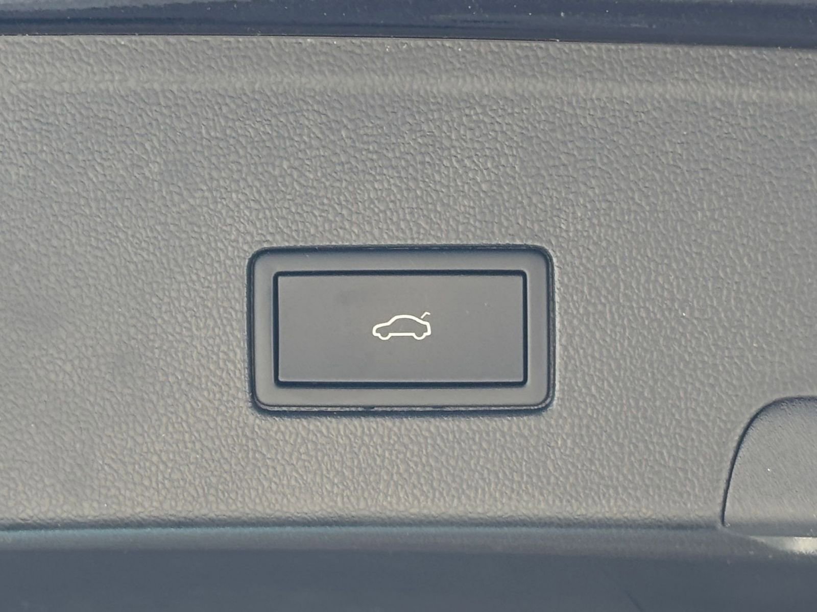 Thumbnail: 2025 Volkswagen Atlas - 23