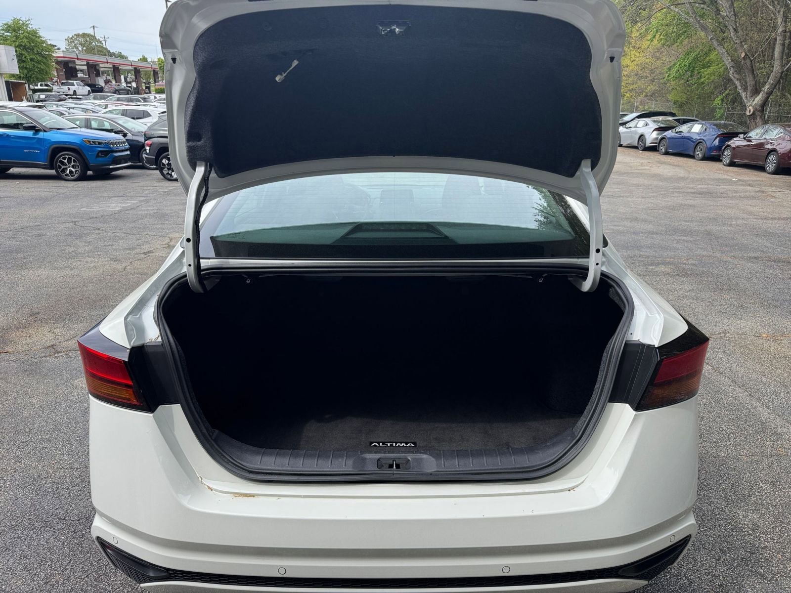 Thumbnail: 2025 Nissan Altima - 35