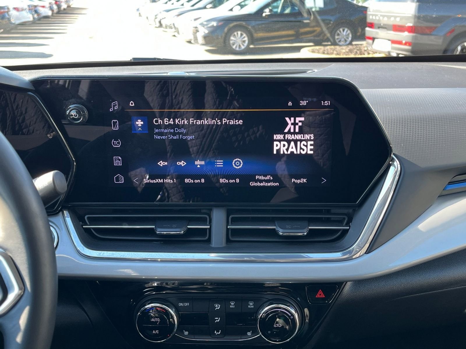 Thumbnail: 2025 Chevrolet Trax - 18