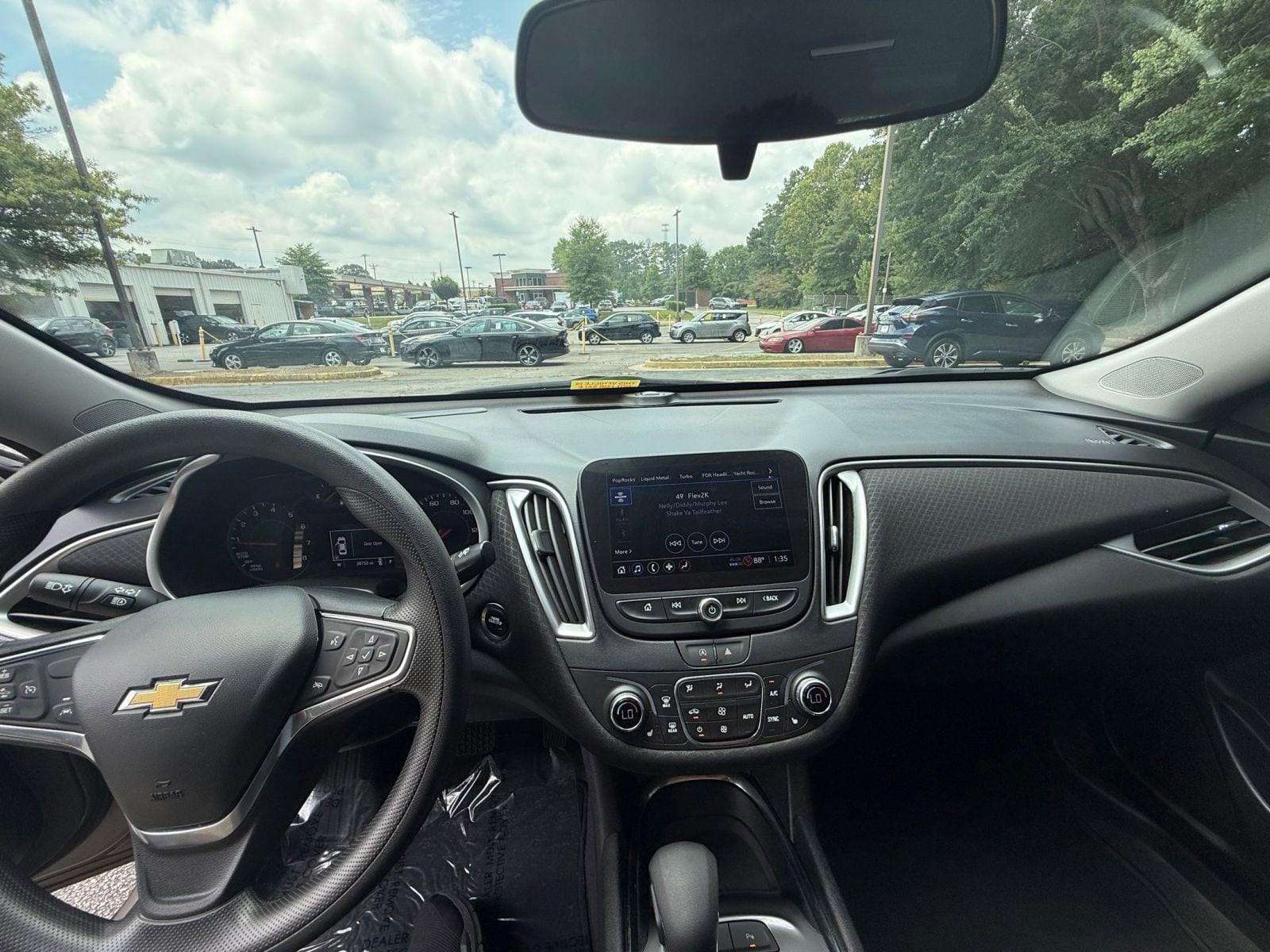 Thumbnail: 2024 Chevrolet Malibu - 33