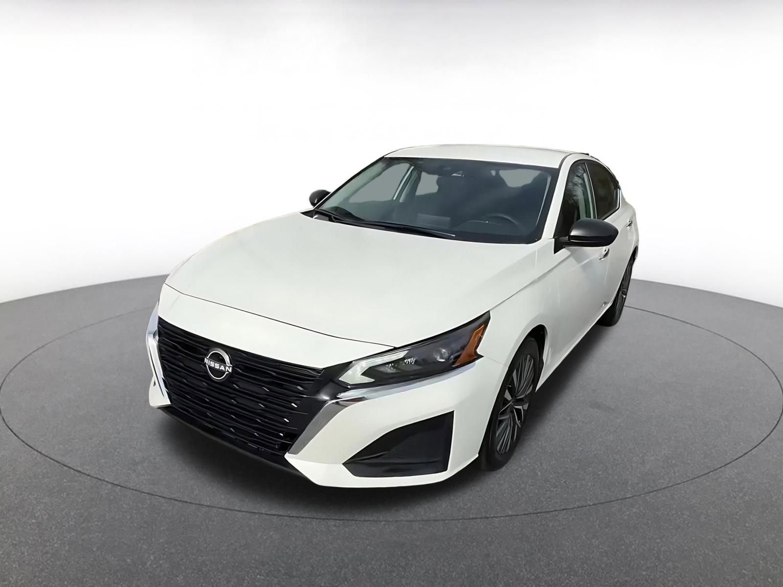 Thumbnail: 2025 Nissan Altima - 7